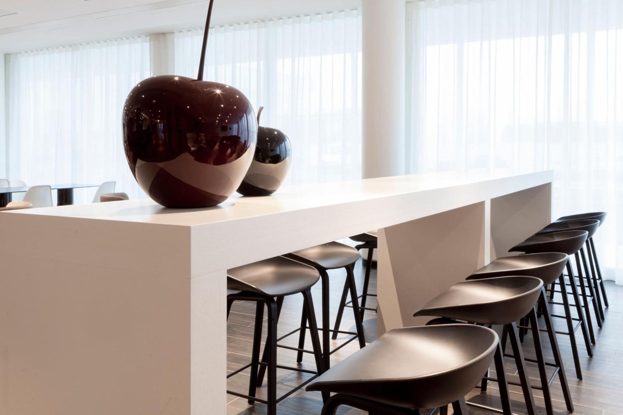 Ac Hotel By Marriott Paris Le Bourget Airport Dugny Kültér fotó