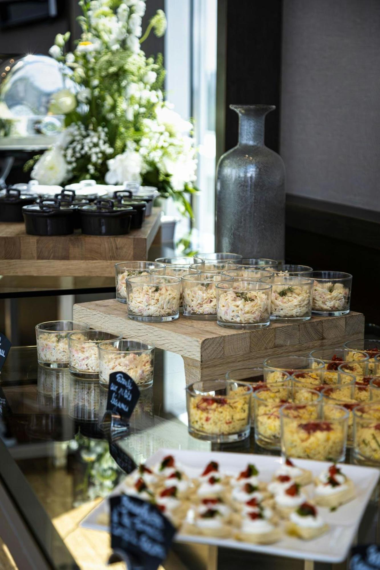 Ac Hotel By Marriott Paris Le Bourget Airport Dugny Kültér fotó