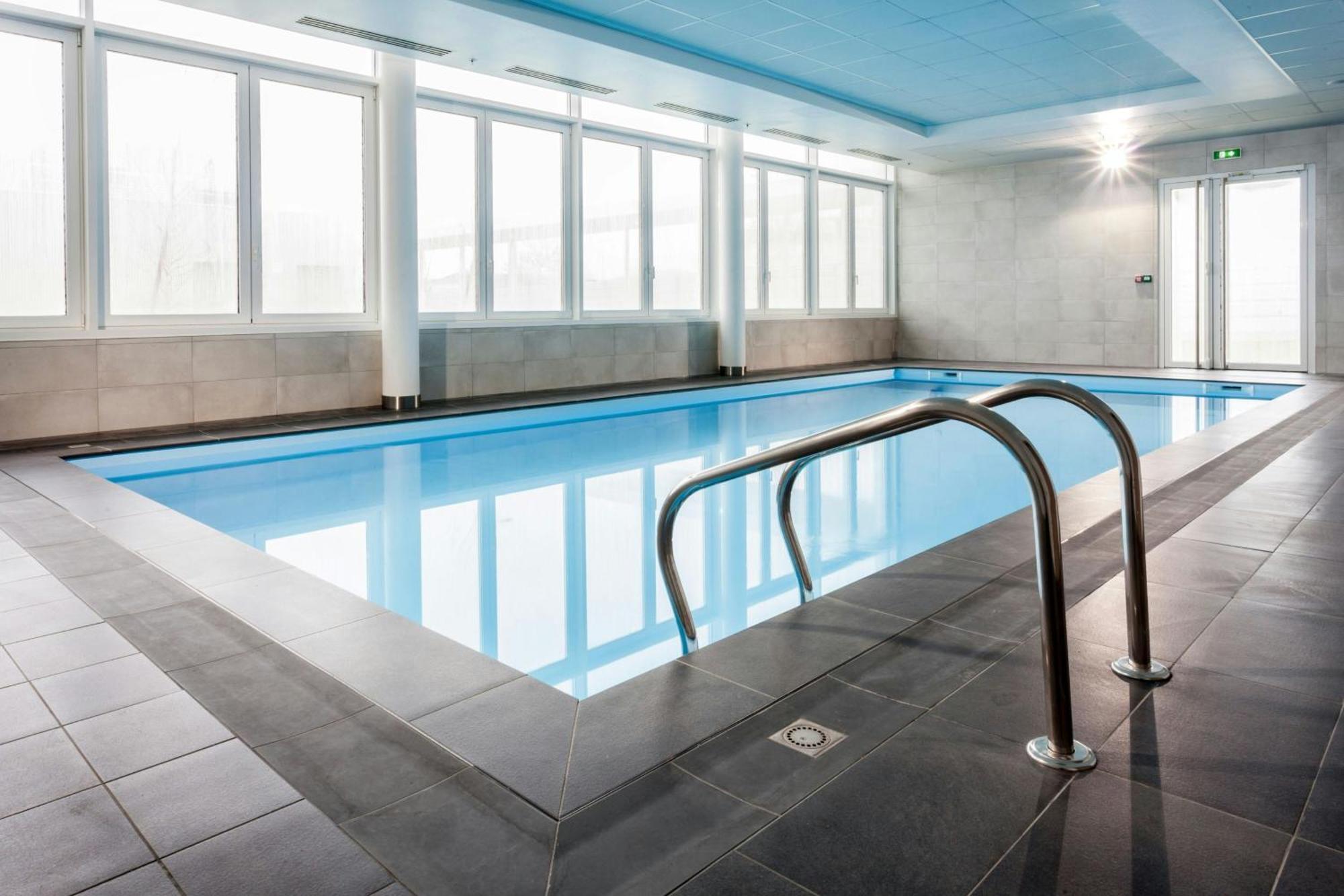 Ac Hotel By Marriott Paris Le Bourget Airport Dugny Kültér fotó